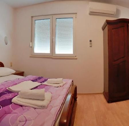Bed and Breakfast Sobe Medic Medugorje Exterior foto